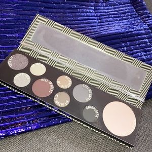 MAC cosmetics Basic Bitch Palette